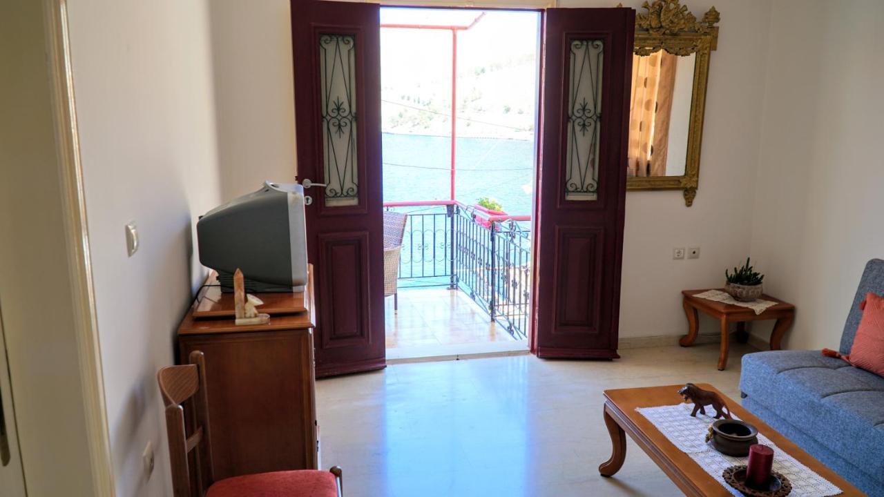 Villa Astradeni Сими Екстериор снимка