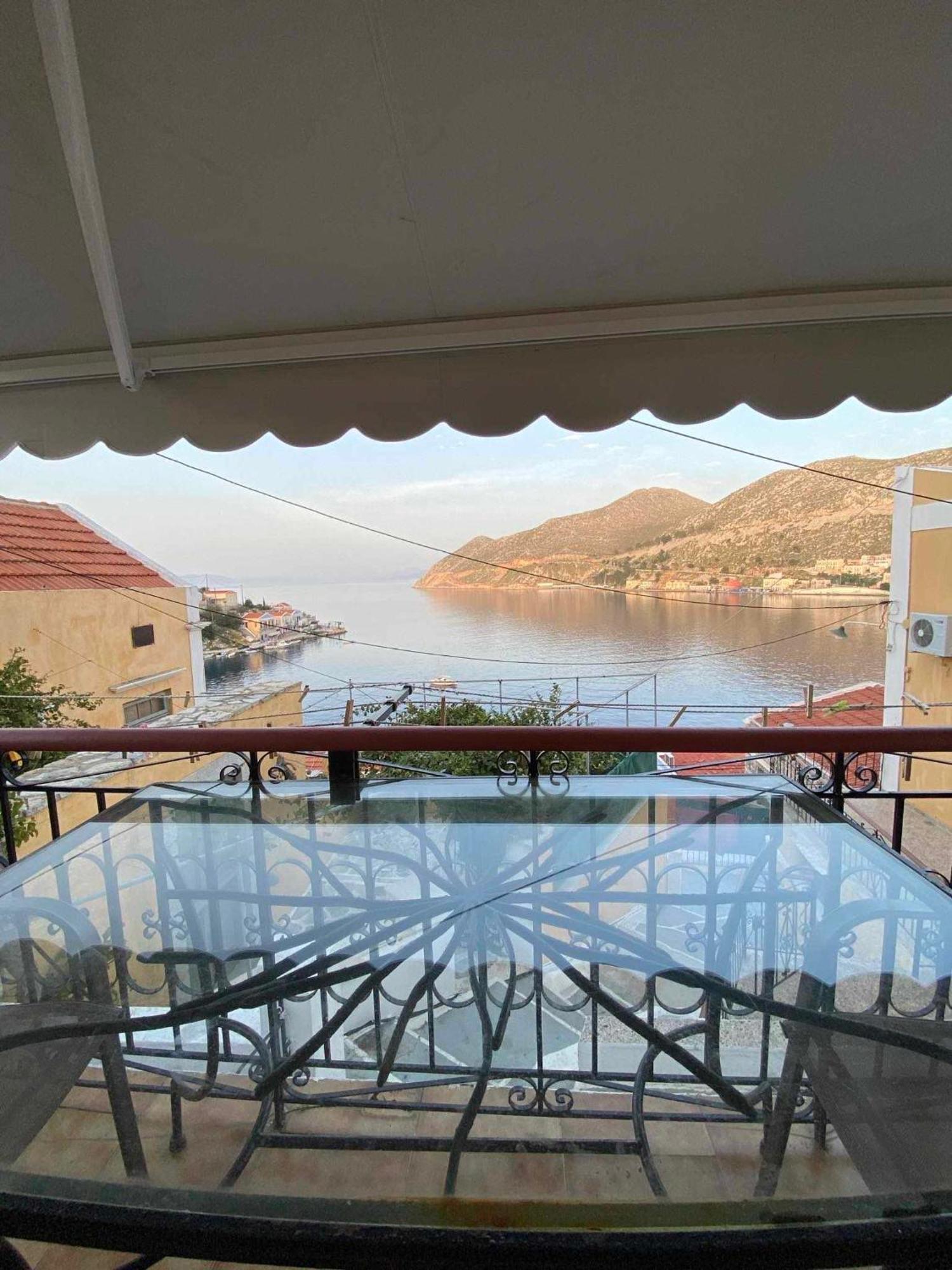 Villa Astradeni Сими Екстериор снимка